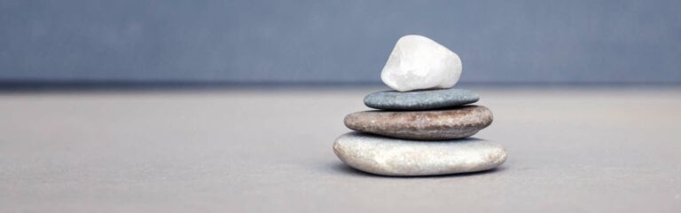 Descubre la diferencia entre mindfulness y meditación, sus objetivos y cómo saber cuál practicar.